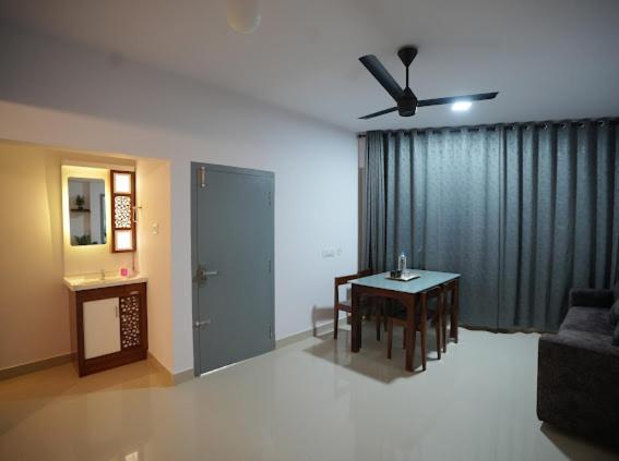 Hotel Le Marina Residency Kozhikode Exterior photo